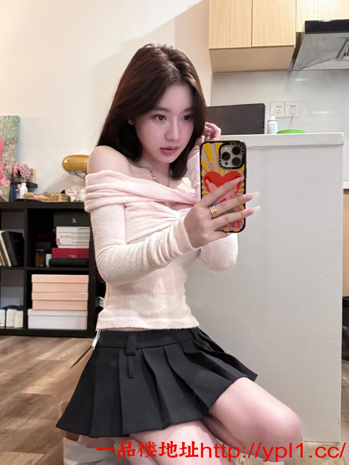 0108D966F98D7ECE1A7E5559E9692E1D.jpg
