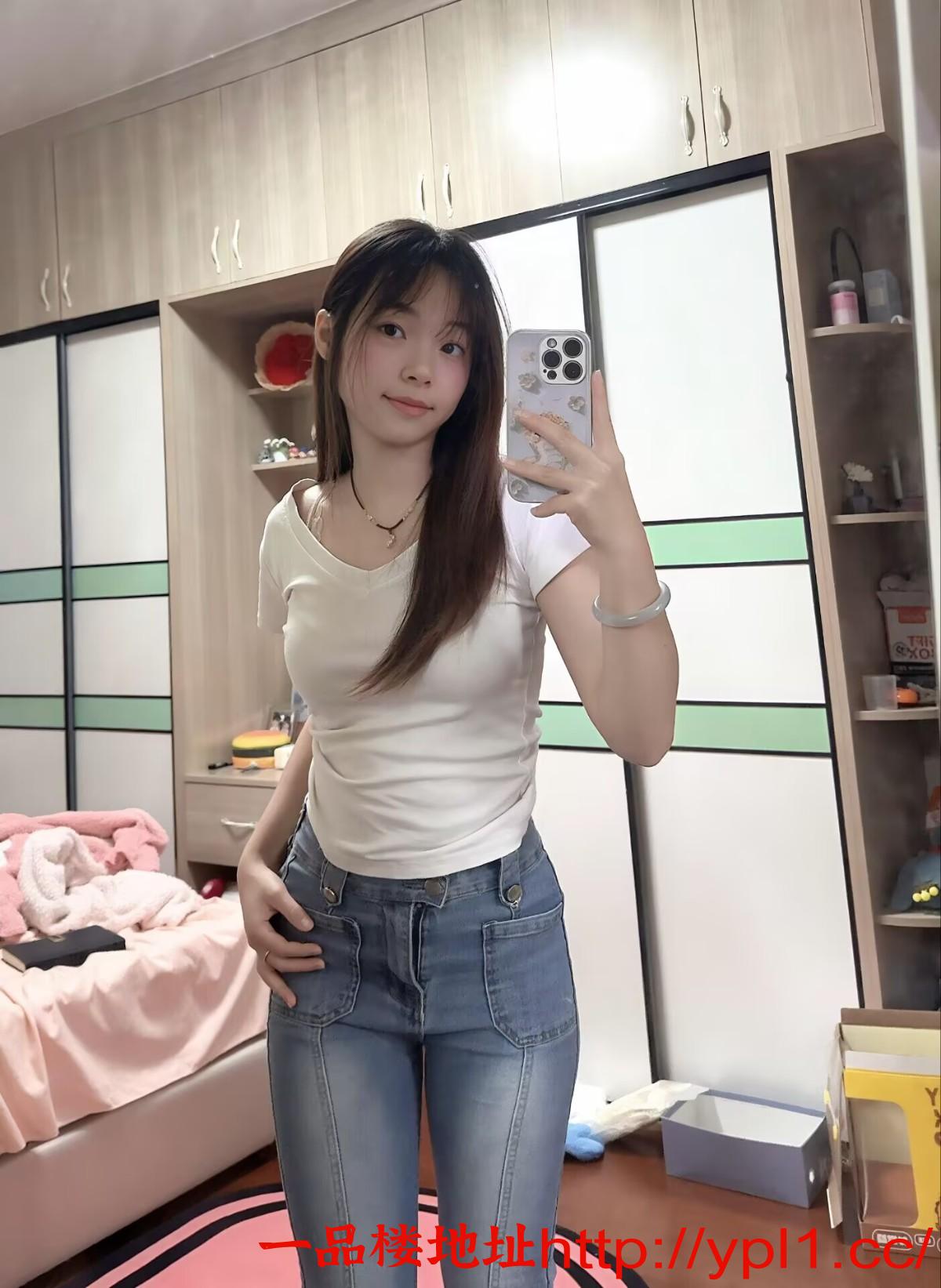 8E35BC5B0905D10EB037AB46BF022BF3.jpg