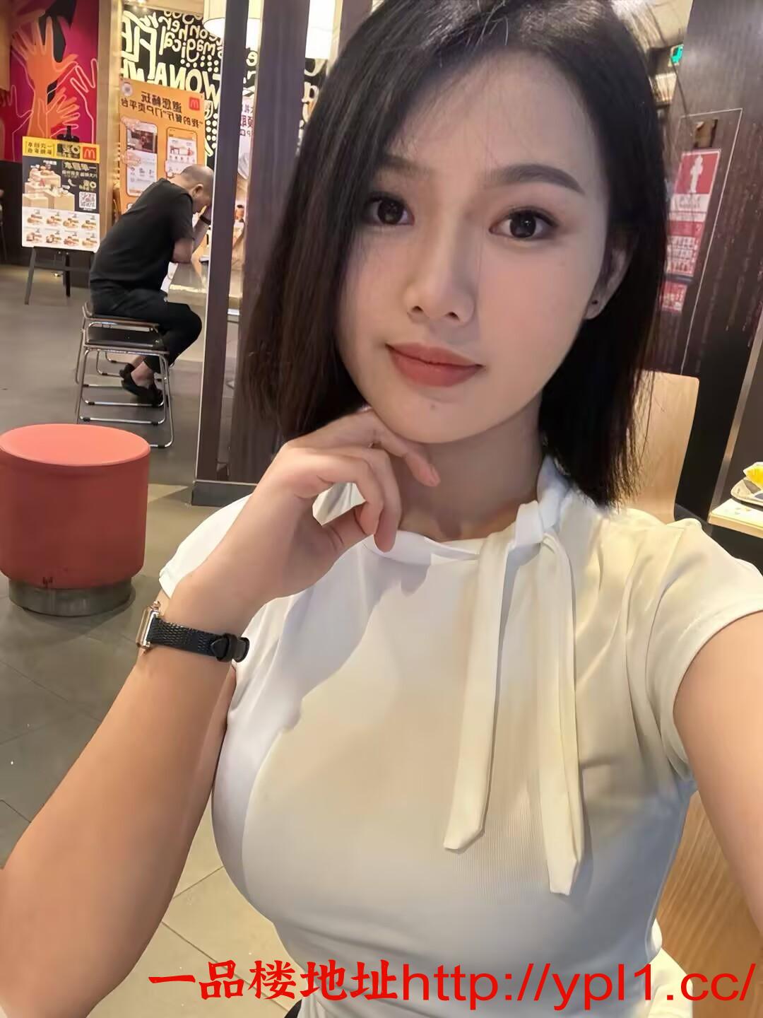 35812A1A9F0F740EA4E82790F79DE5AB.jpg