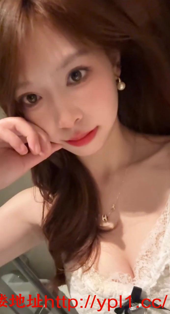 37BF27C8-1642-400F-8E9E-747390A7F1EE-26140-00001BCBE3E1D181.jpeg