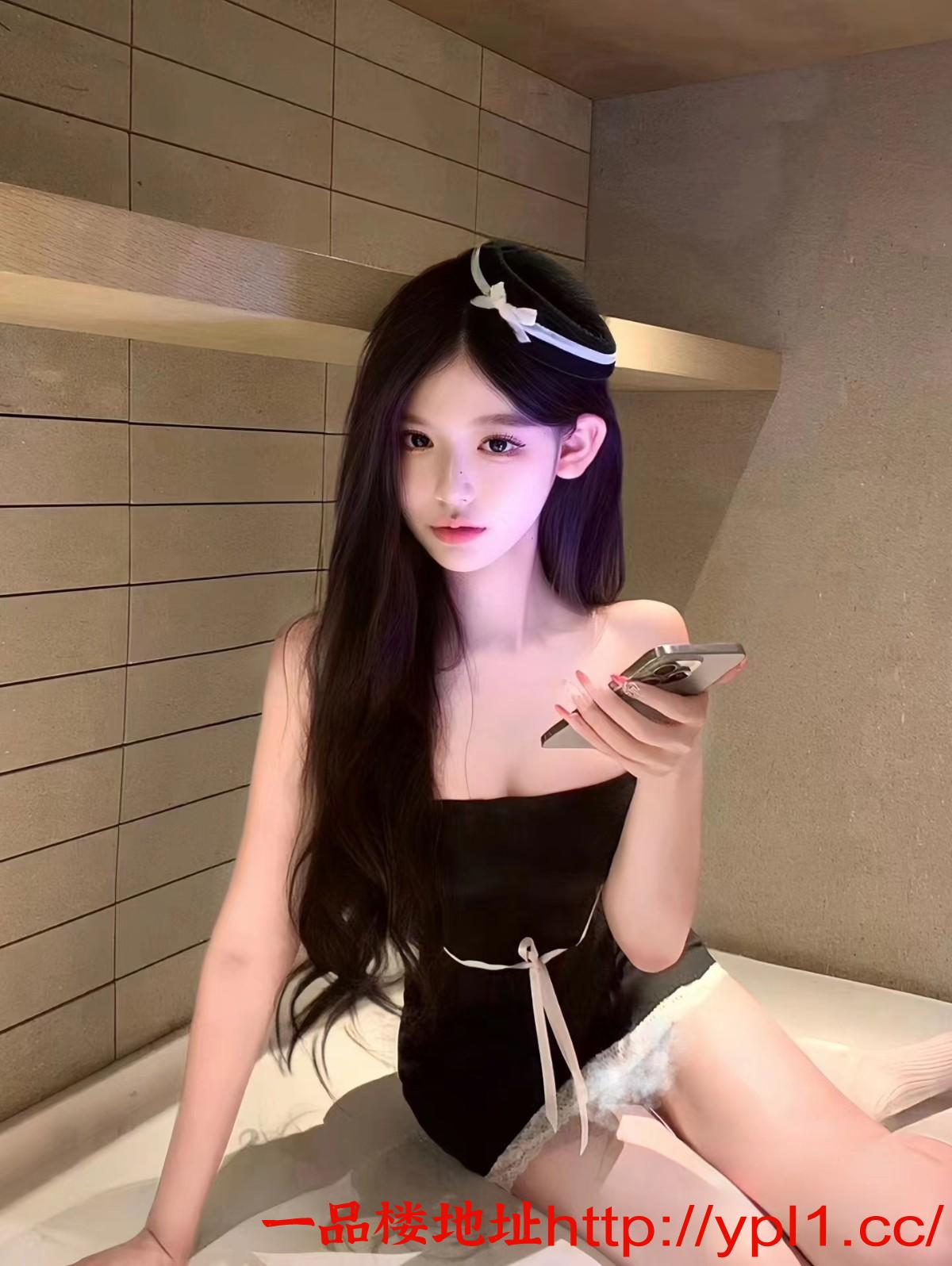 205030rc6jd6ru0q305lly.jpg