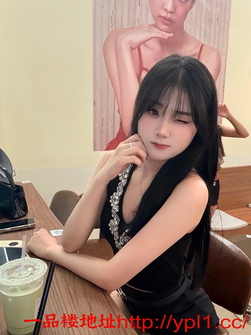 42EBE8B9-517D-436C-8B78-A7E60DB2337F-10736-00000136E7694C02.jpeg