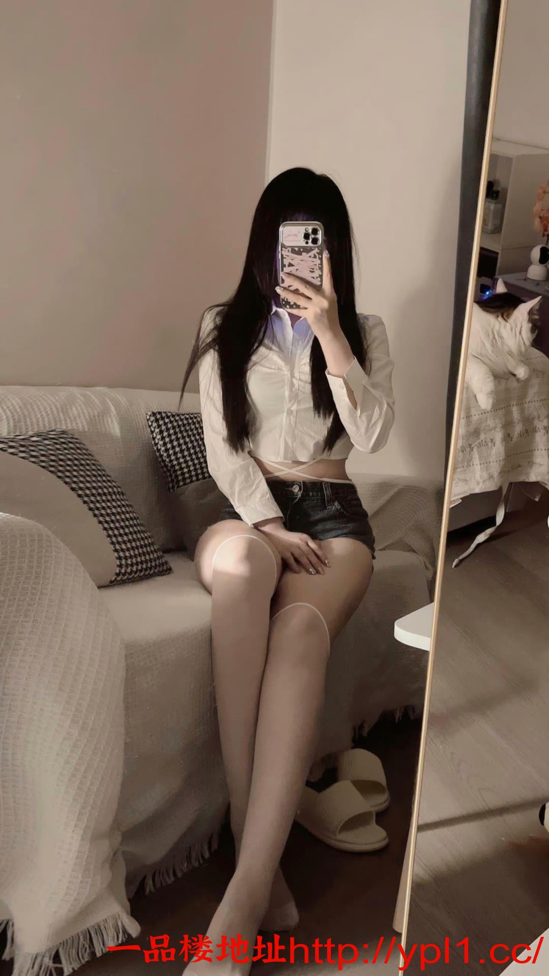 F0F7BAA395A6792DF3FDC16A556E641C.jpg