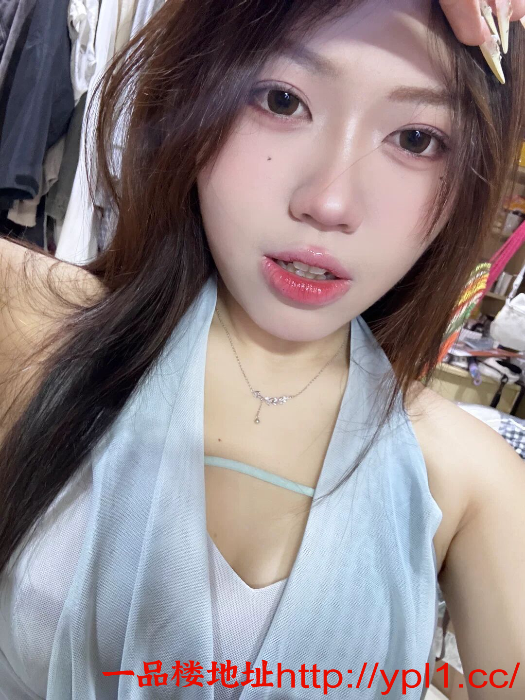 2711E329F3BBB86DB12ACD8EB69D817D.png